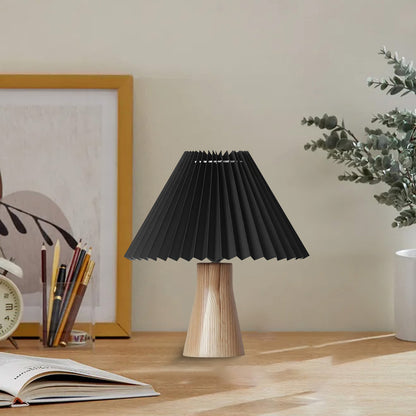 Facet Luxury Metal Table Lamp