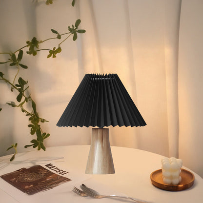 Facet Luxury Metal Table Lamp