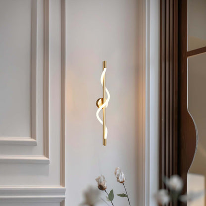 Flexible Linear Curve Minimalist Metal Wall Lamp