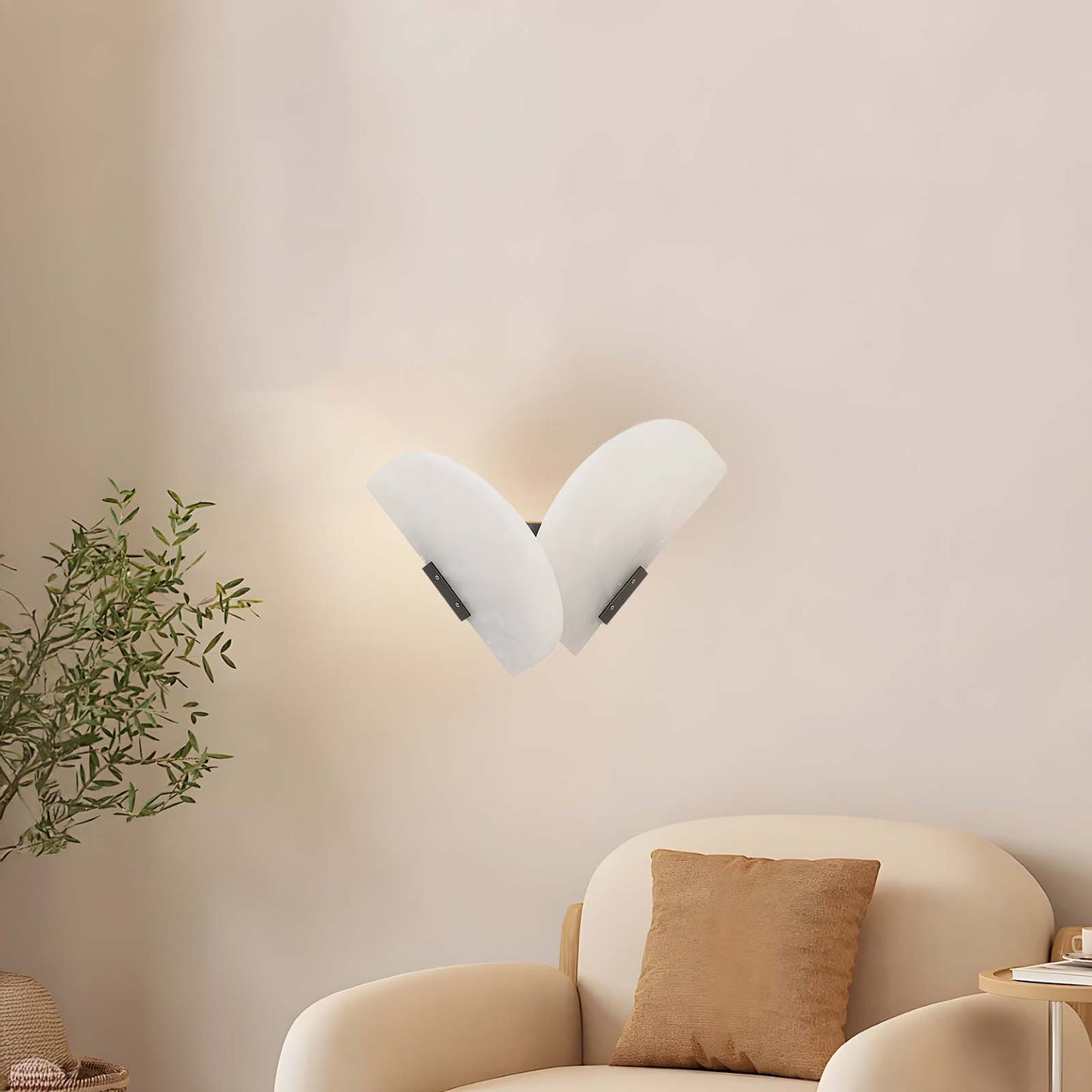 Fly Gaby Contemporary Metal Wall Lamp