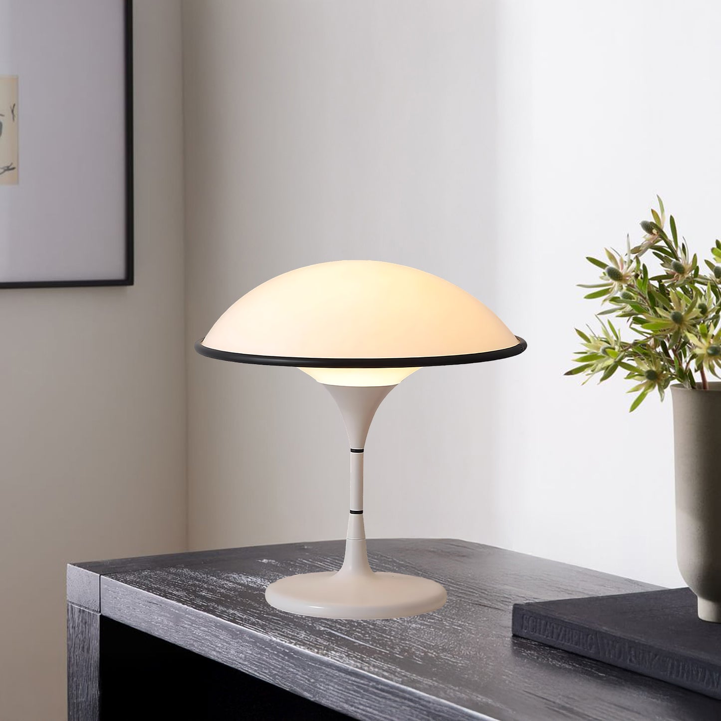 Fontana Retro Metal Table Lamp