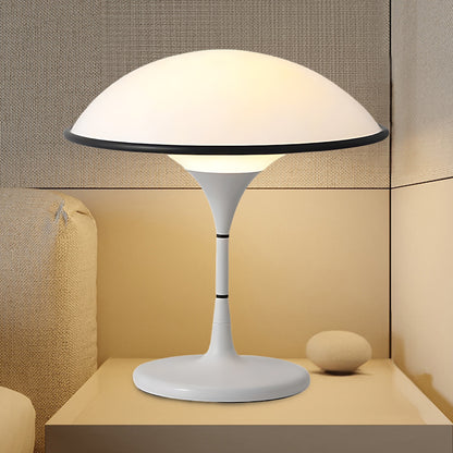 Fontana Retro Metal Table Lamp