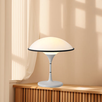 Fontana Retro Metal Table Lamp