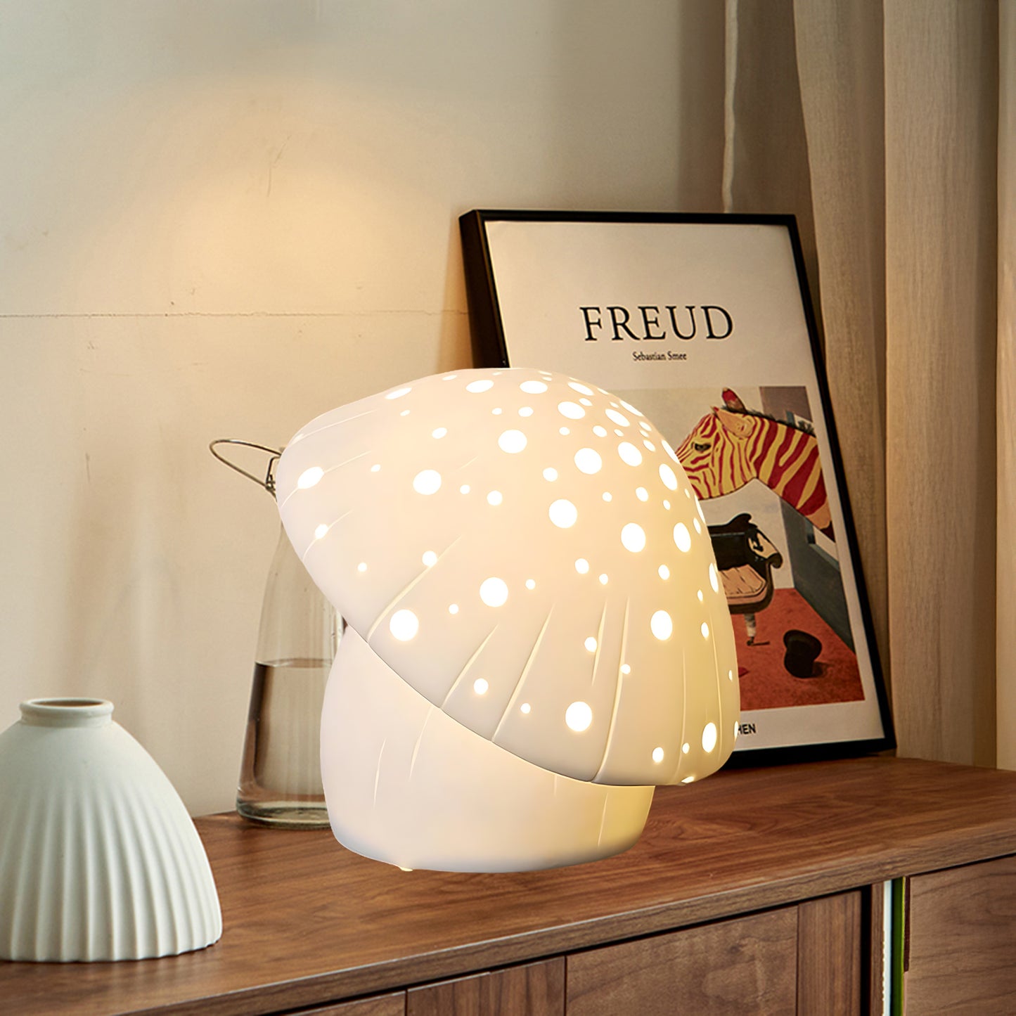 Fungo White Art Deco Wood Table Lamp