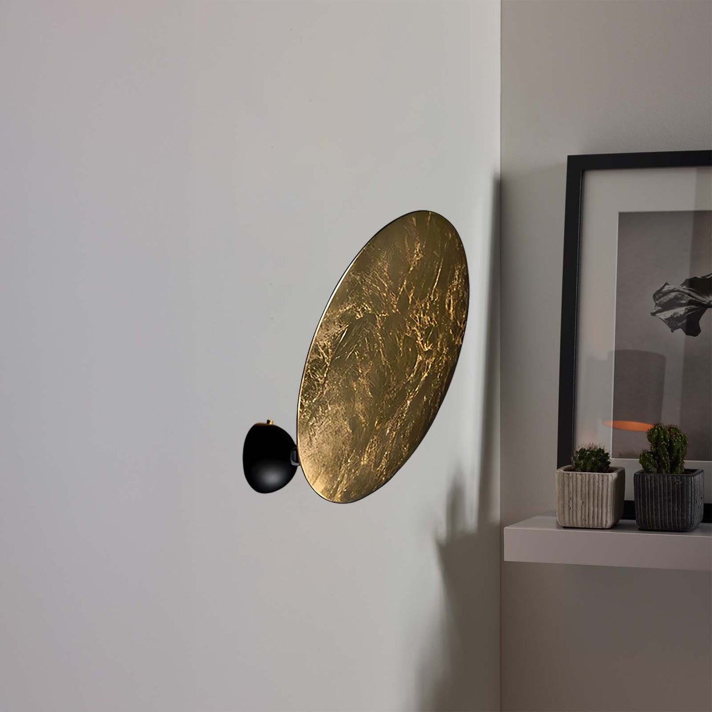 Giorgio W1 Eclectic Metal Wall Lamp