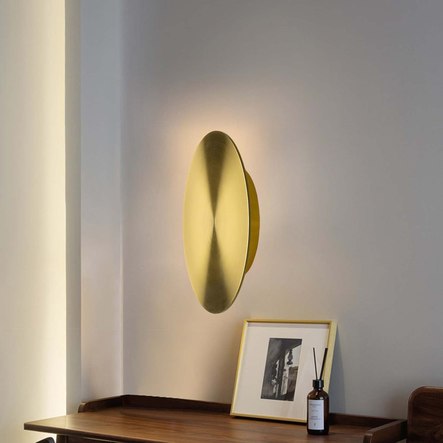 Gossa Eclectic Metal Wall Lamp