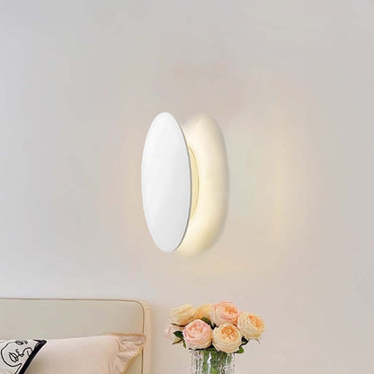 Gossa Eclectic Metal Wall Lamp