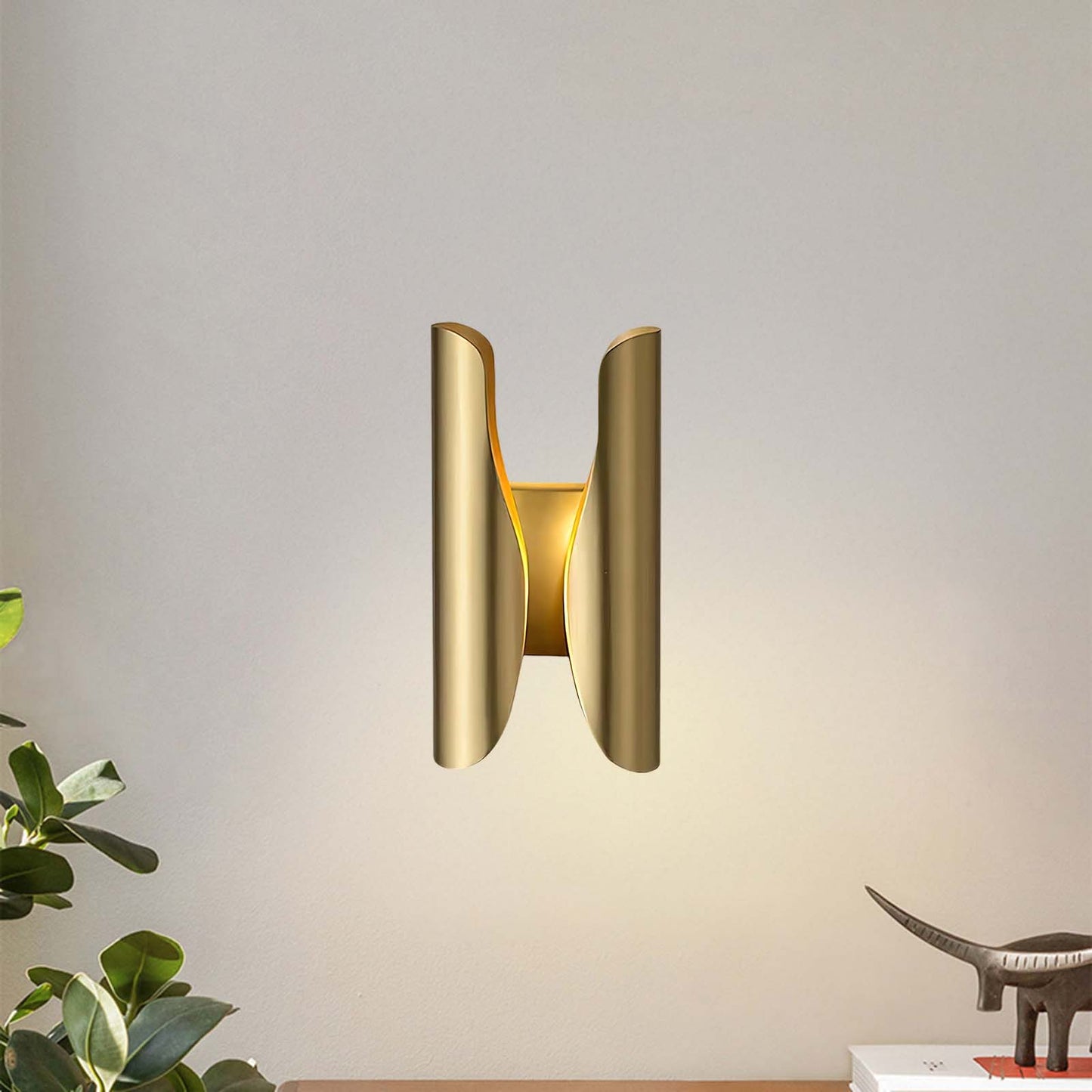 Guardian Contemporary Metal Wall Sconce