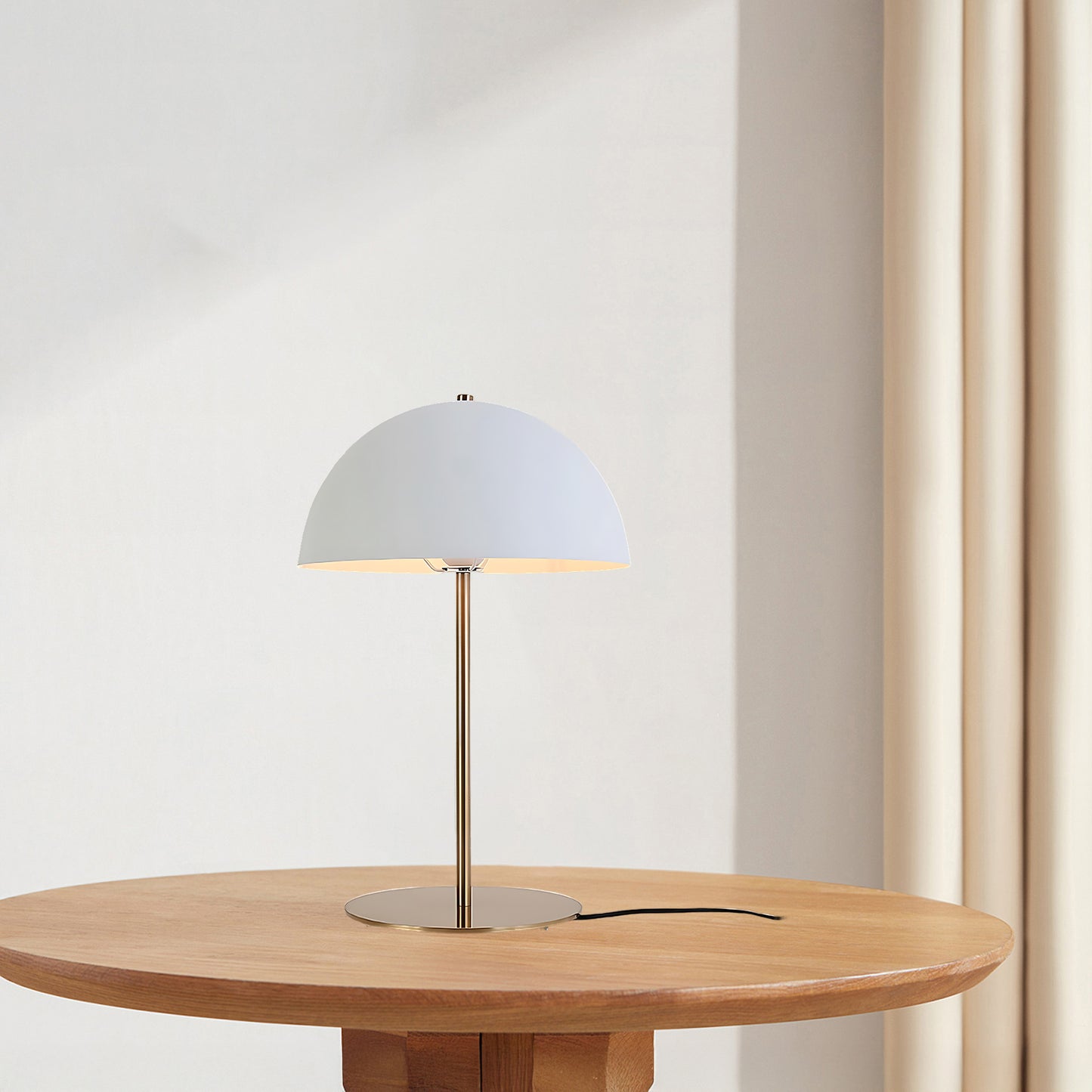 Hanna Modern Metal Table Lamp