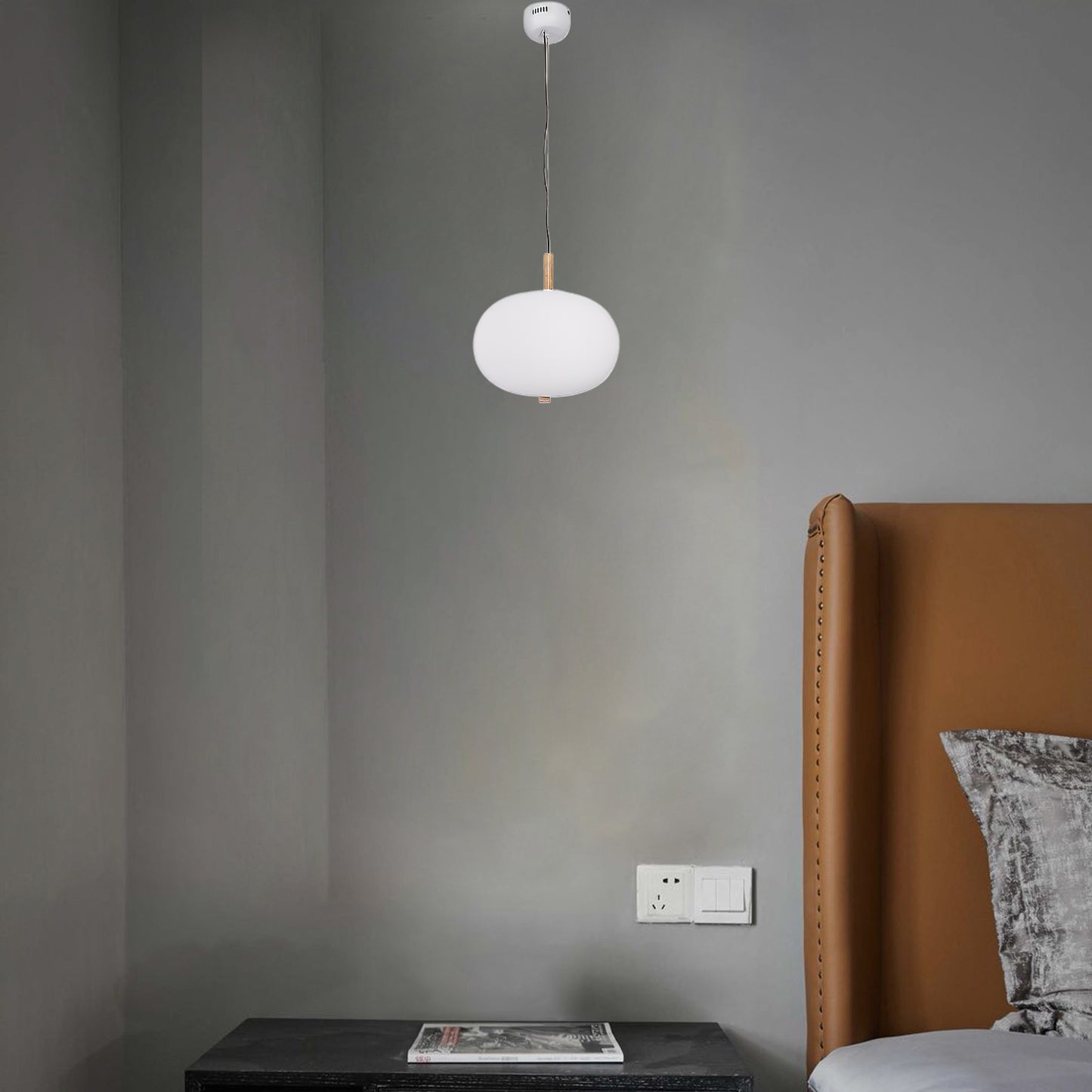 Ilargi Minimalist Crystal Pendant Light