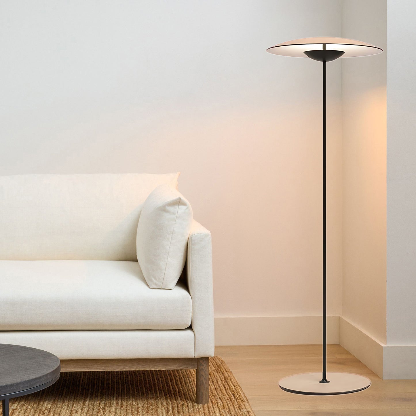 Innovative Directional Modern Metal Floor Lamp