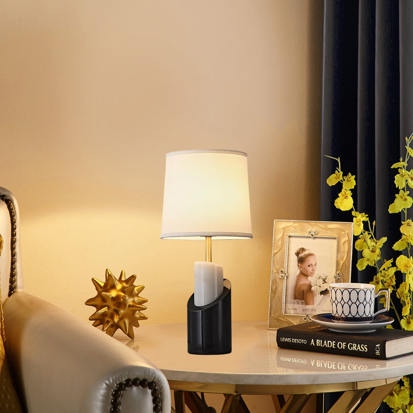 Jude Modern Brass Table Lamp