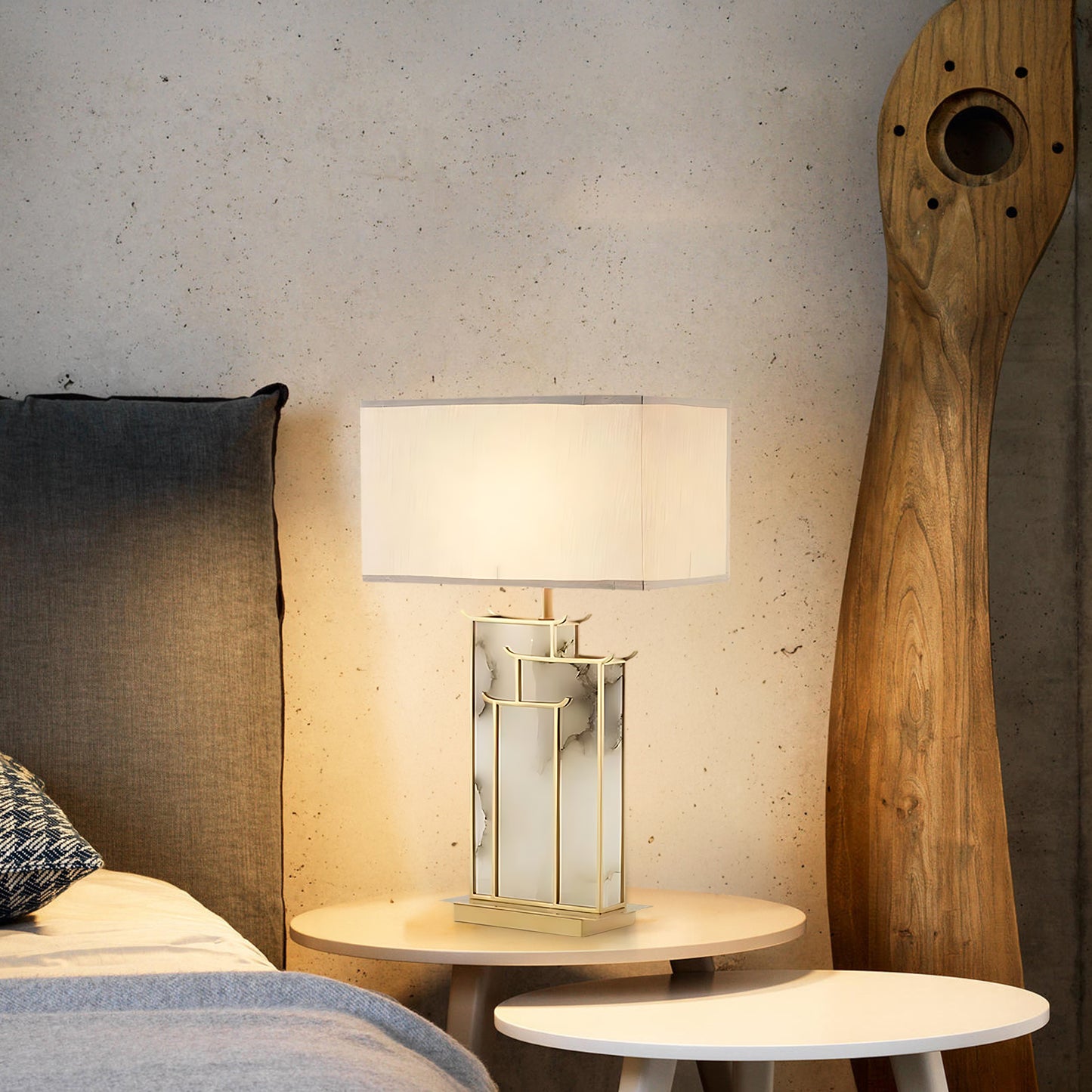 July Modern Metal Table Lamp