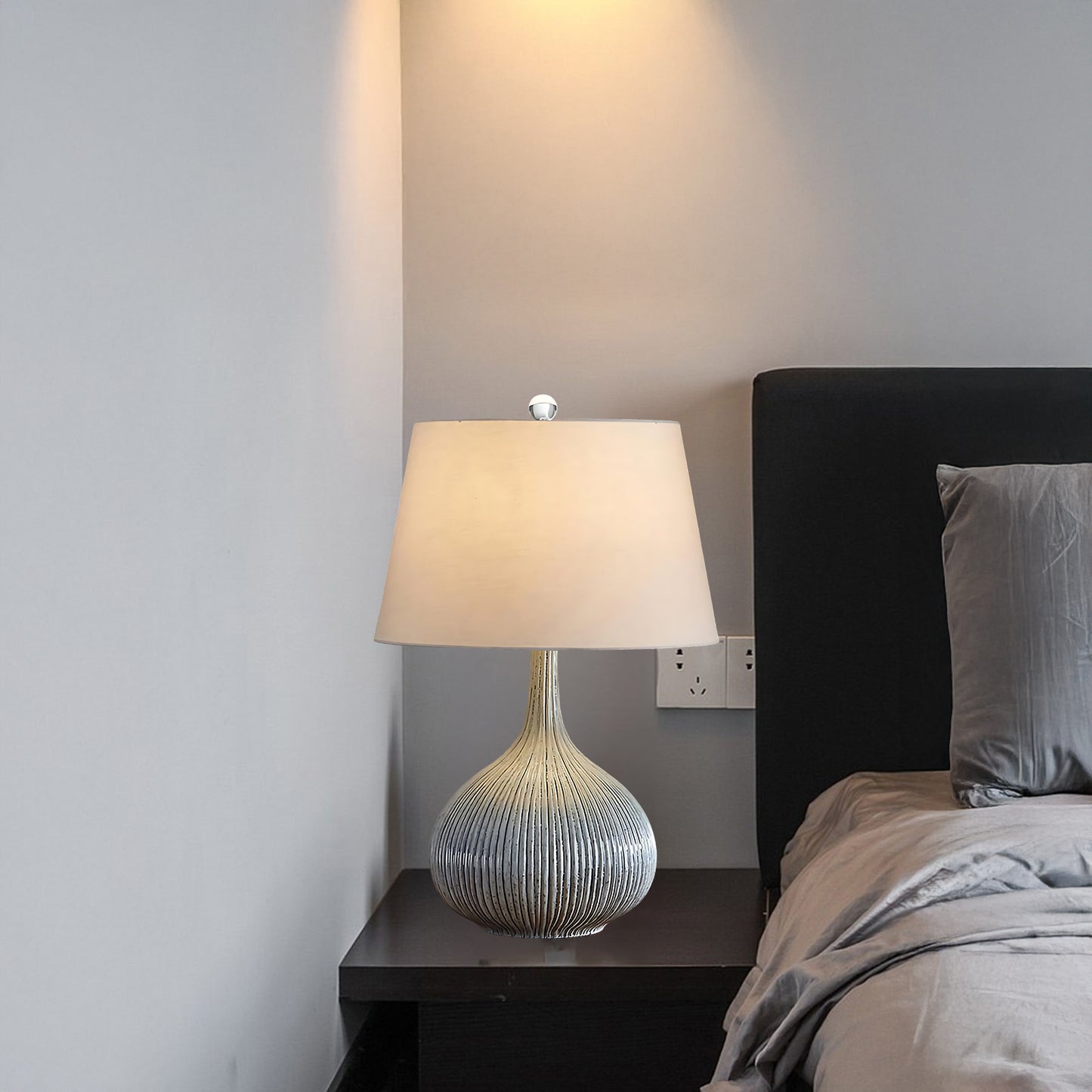 Kole Minimalist Ceramic Table Lamp