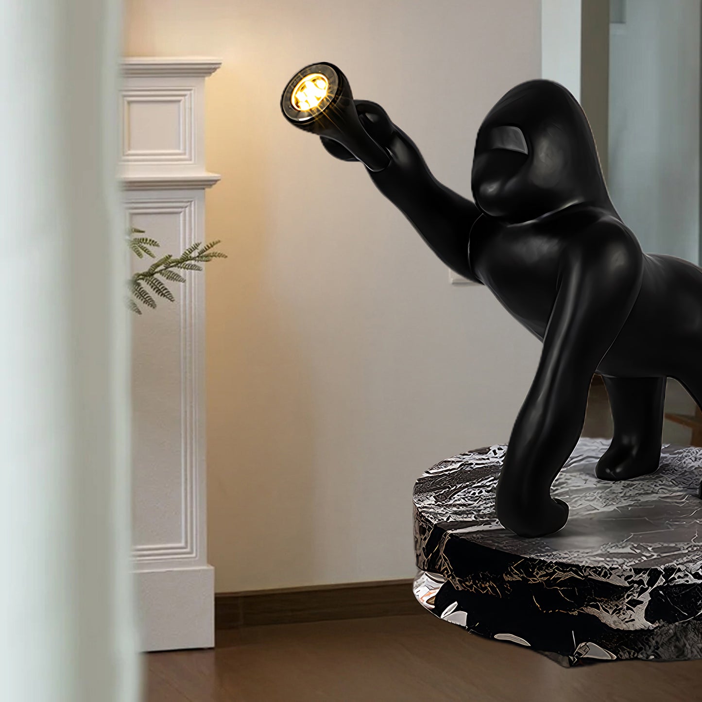 Kong Modern Metal Floor Lamp