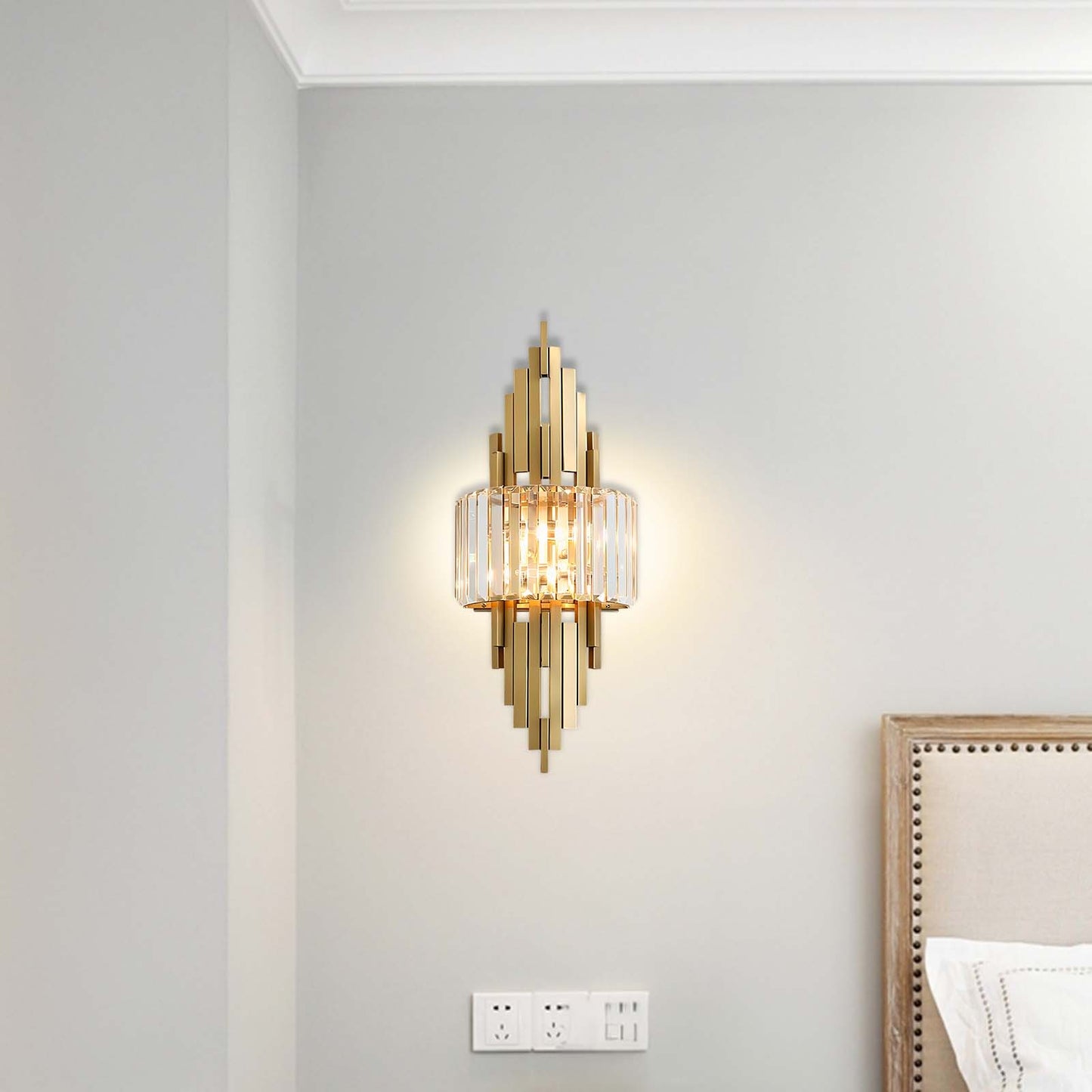 Kubica Modern Crystal Wall Lamp