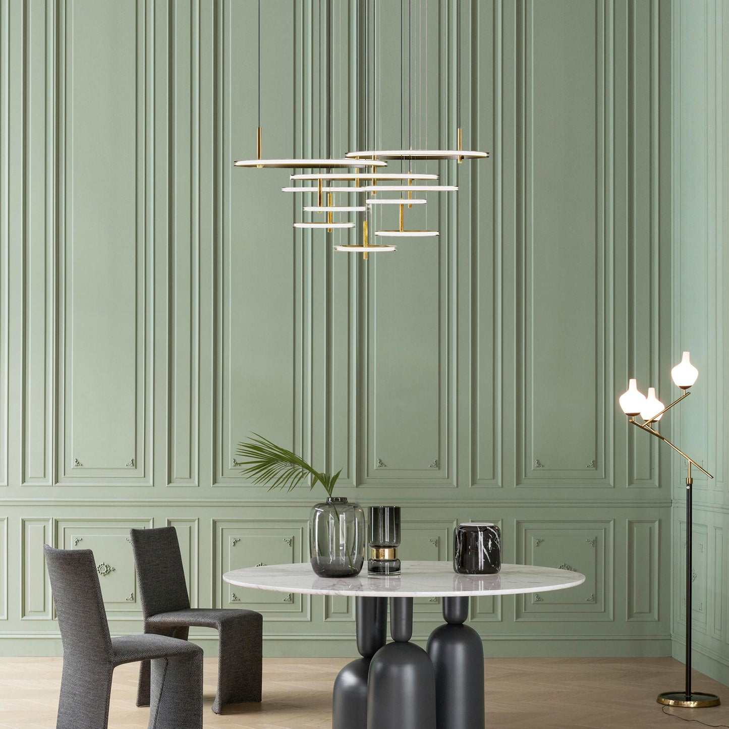 Labilis Contemporary Metal Chandelier