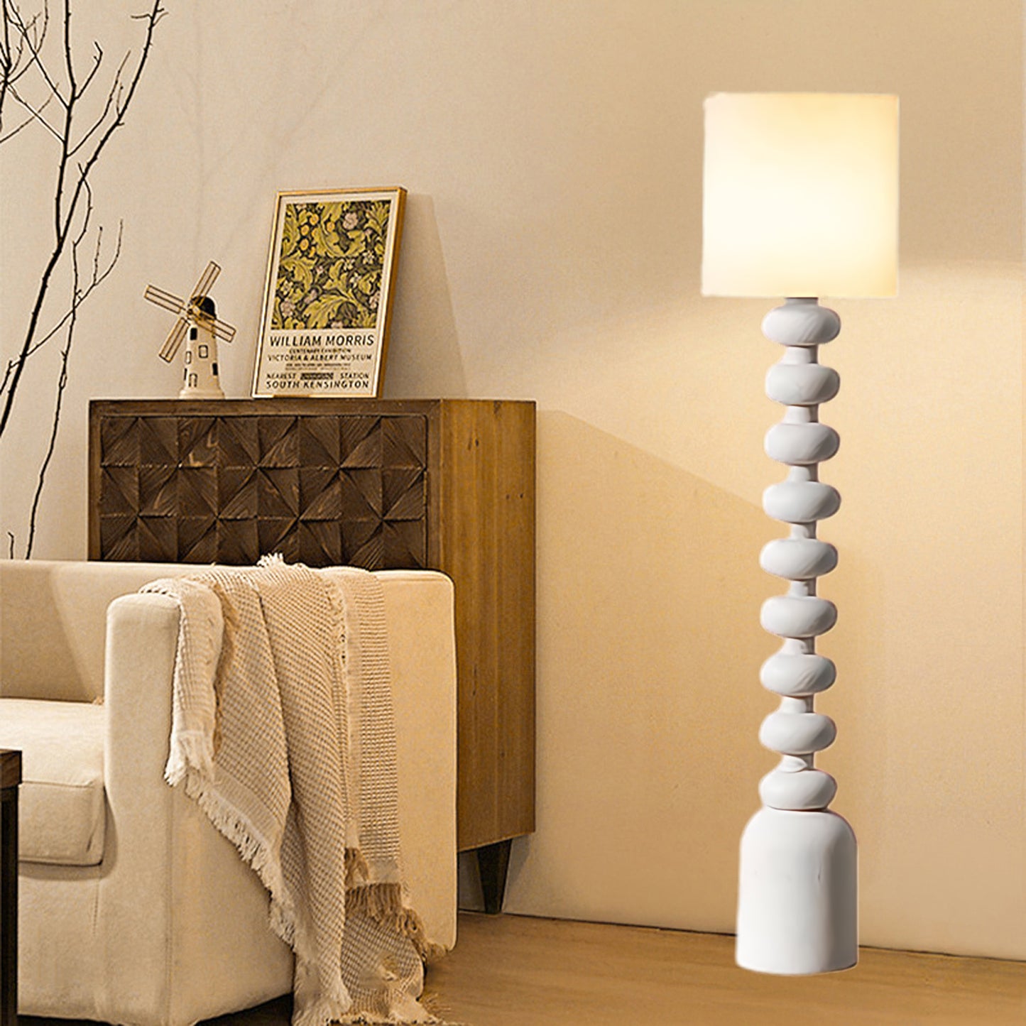 Leona Contemporary Metal Floor Lamp