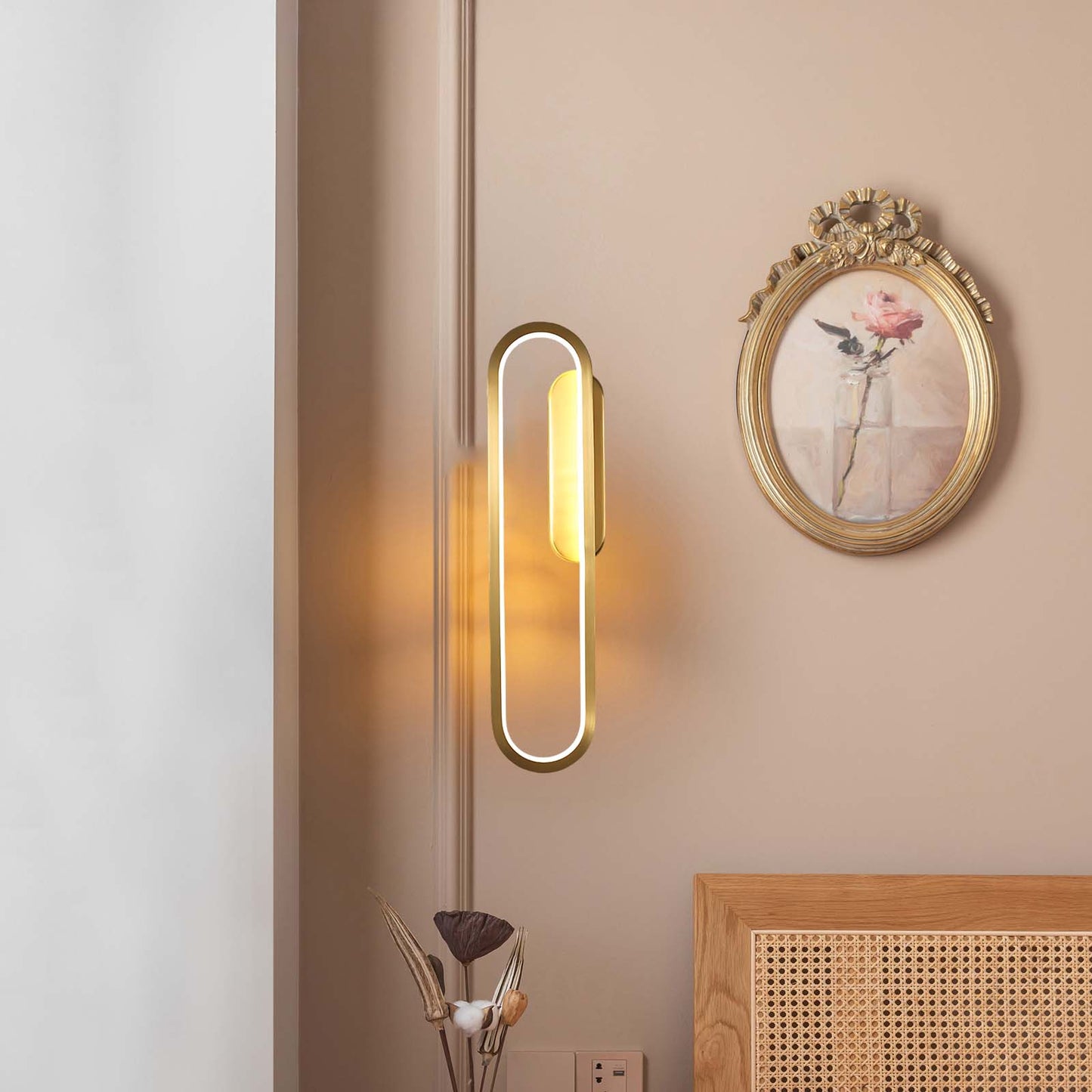 Long Ova Modern Brass Wall Lamp