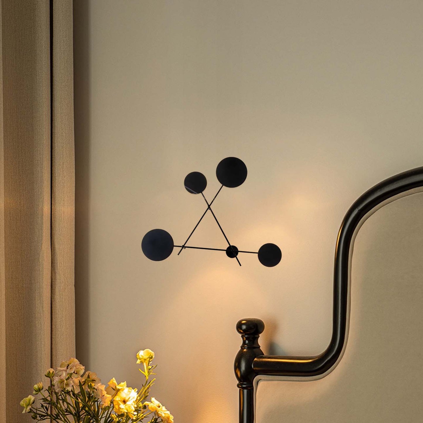 Lride Eclectic Metal Wall Lamp