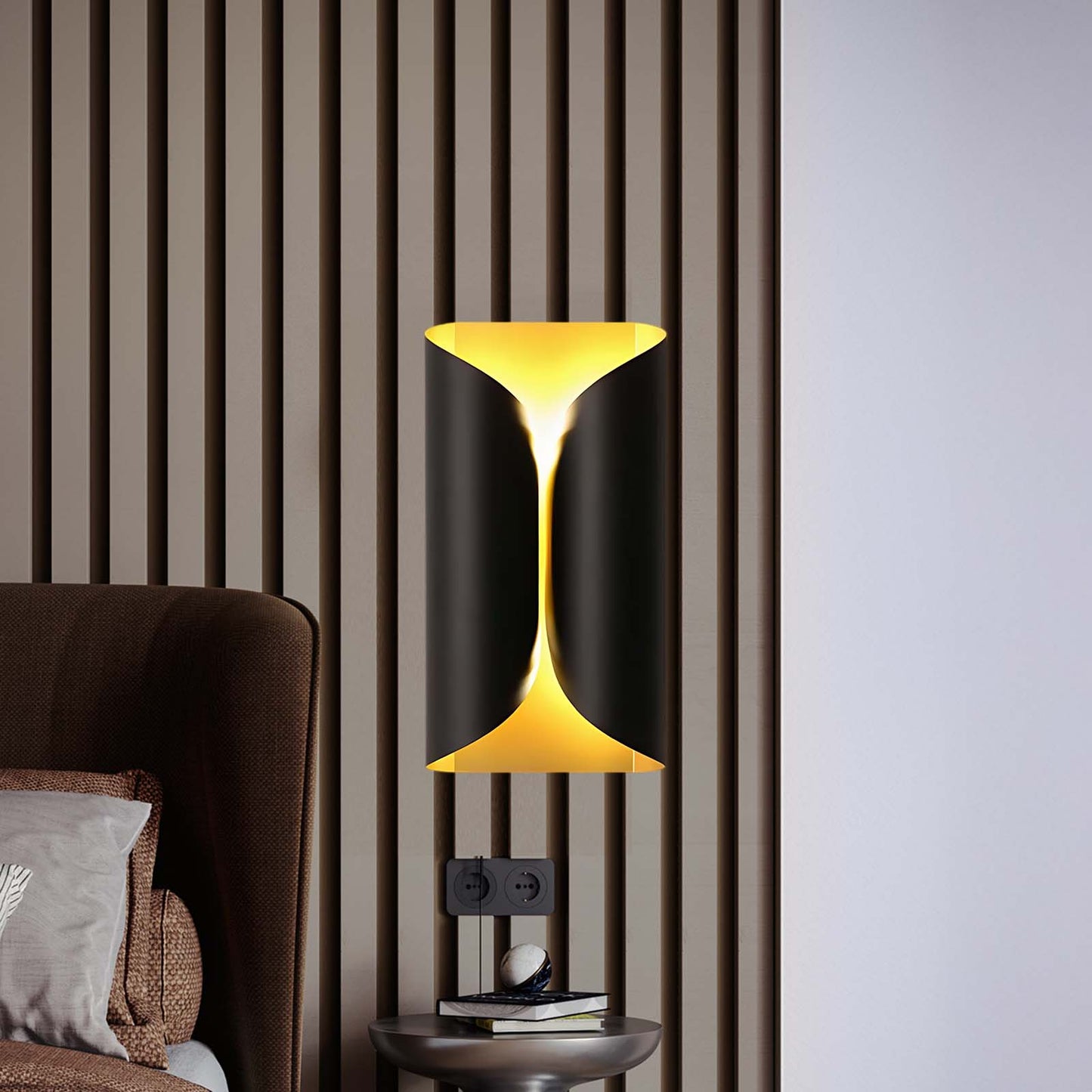 Lux Modern Metal Wall Light