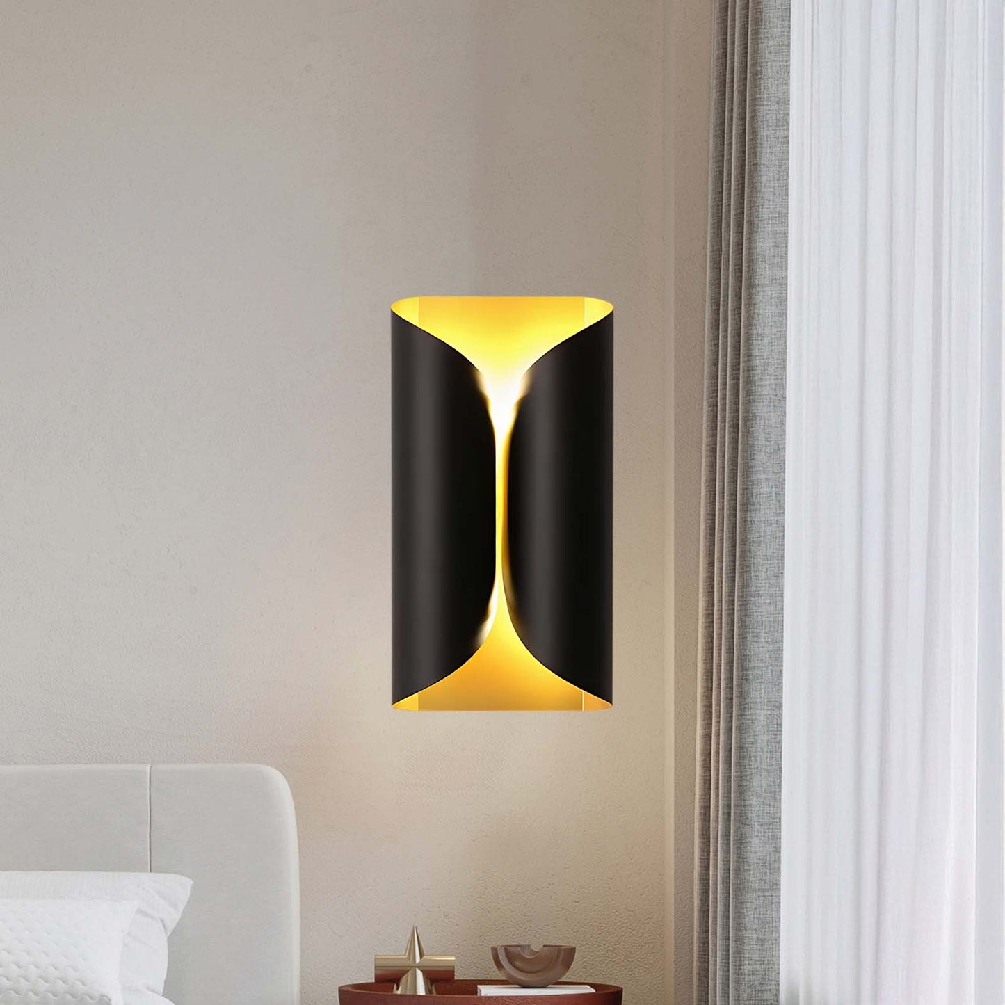 Lux Modern Metal Wall Light