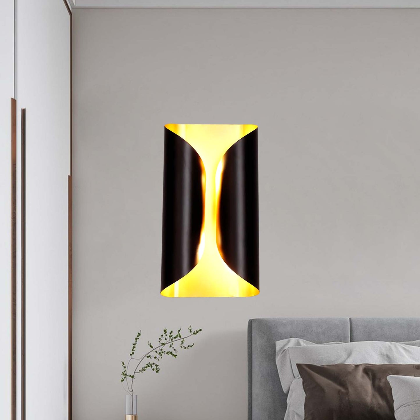 Lux Modern Metal Wall Light