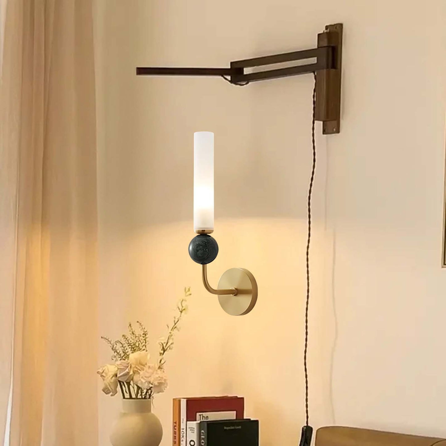 Marble Vertical Modern Brass Wall Lamp