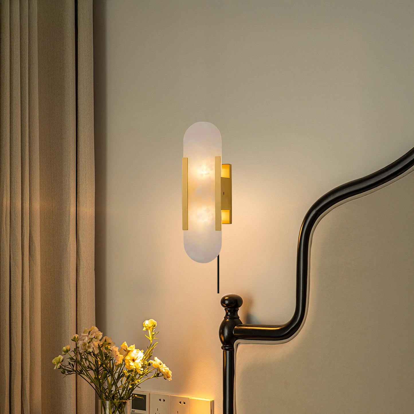 Melange Elongated Plug-in Sconce