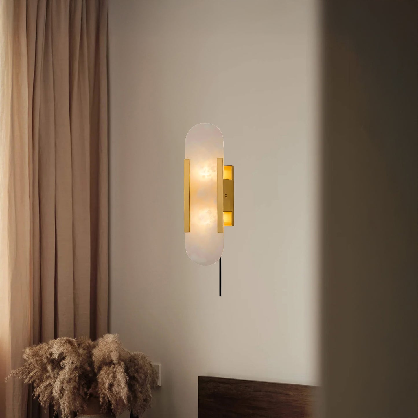 Melange Elongated Plug-in Sconce