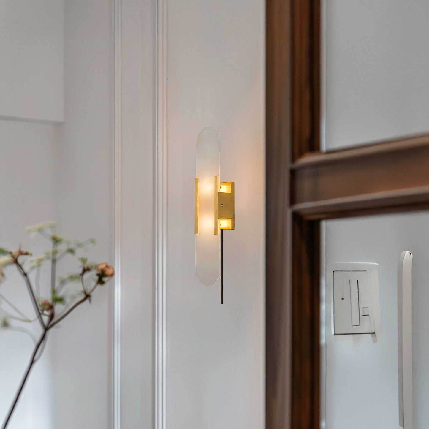 Melange Elongated Plug-in Sconce