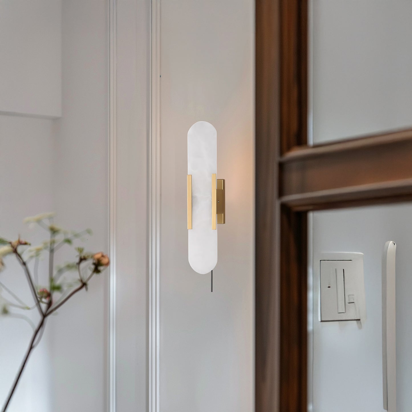 Melange Elongated Plug-in Sconce