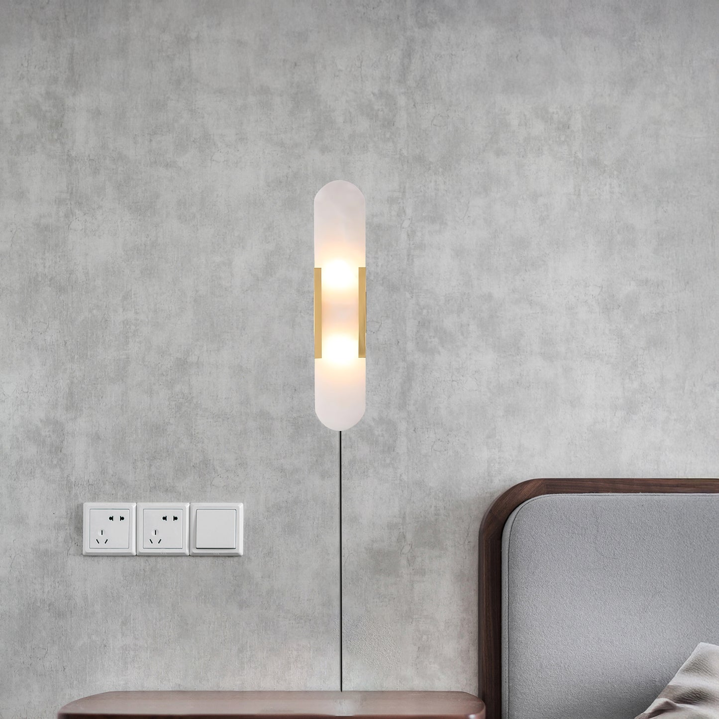 Melange Elongated Plug-in Sconce