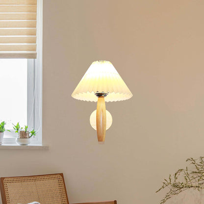 Oak Pleated Classic Wood Wall Light