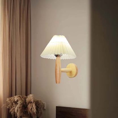 Oak Pleated Classic Wood Wall Light