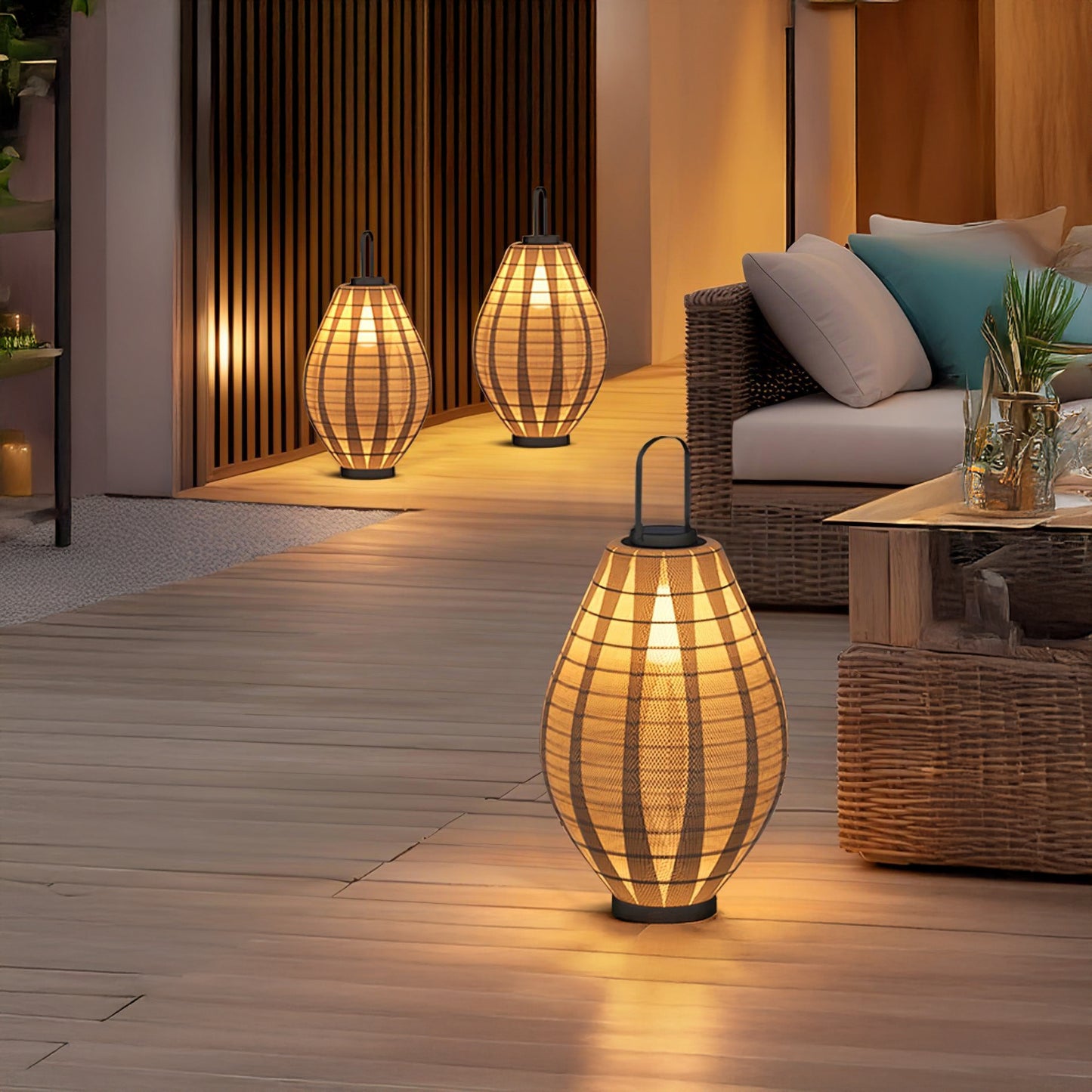 Oasis Mesh Beacon Minimalist Steel Outdoor Lamp