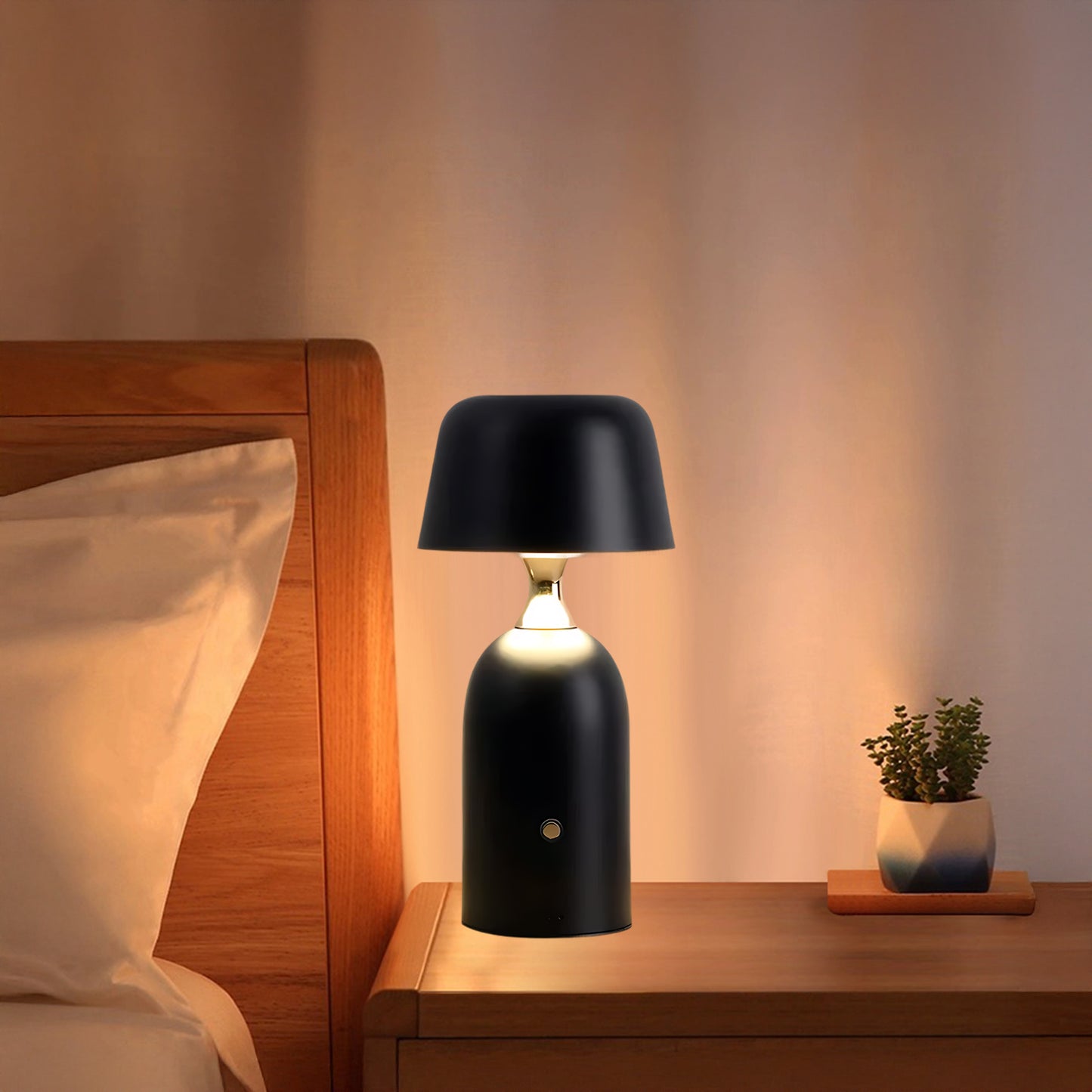 Ouliope Built-in Battery Retro Metal Table Lamp