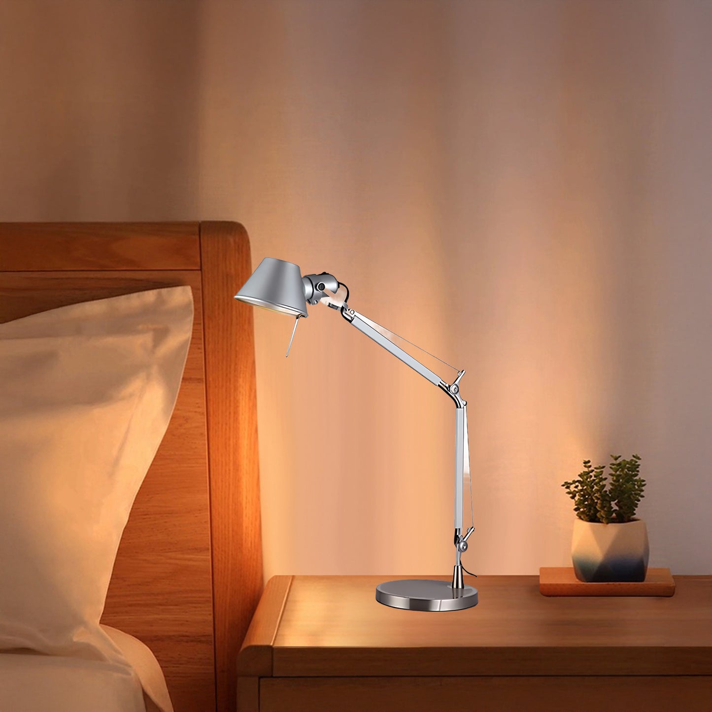 Parete Luxury Metal Table Lamp