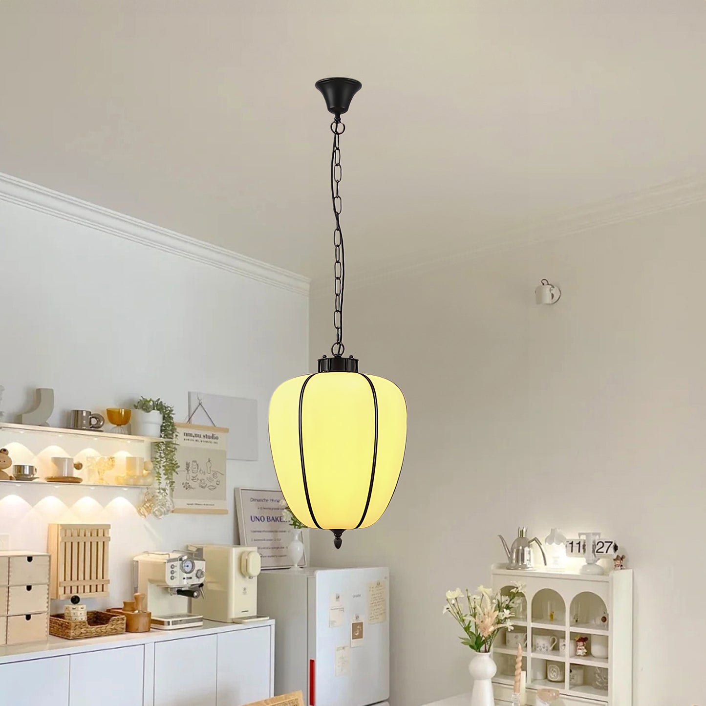 Peaches Outdoor Classic Metal Pendant Light