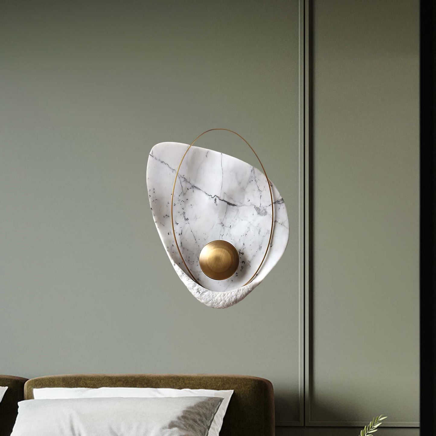 Pearl Eclectic Metal Wall Lamp