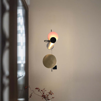 Planet Traditional Metal Wall Lamp