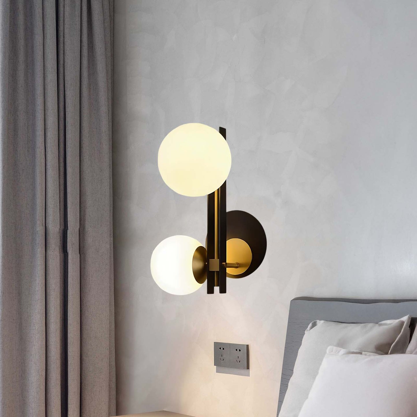 Planeta Modern Crystal Wall Lamp