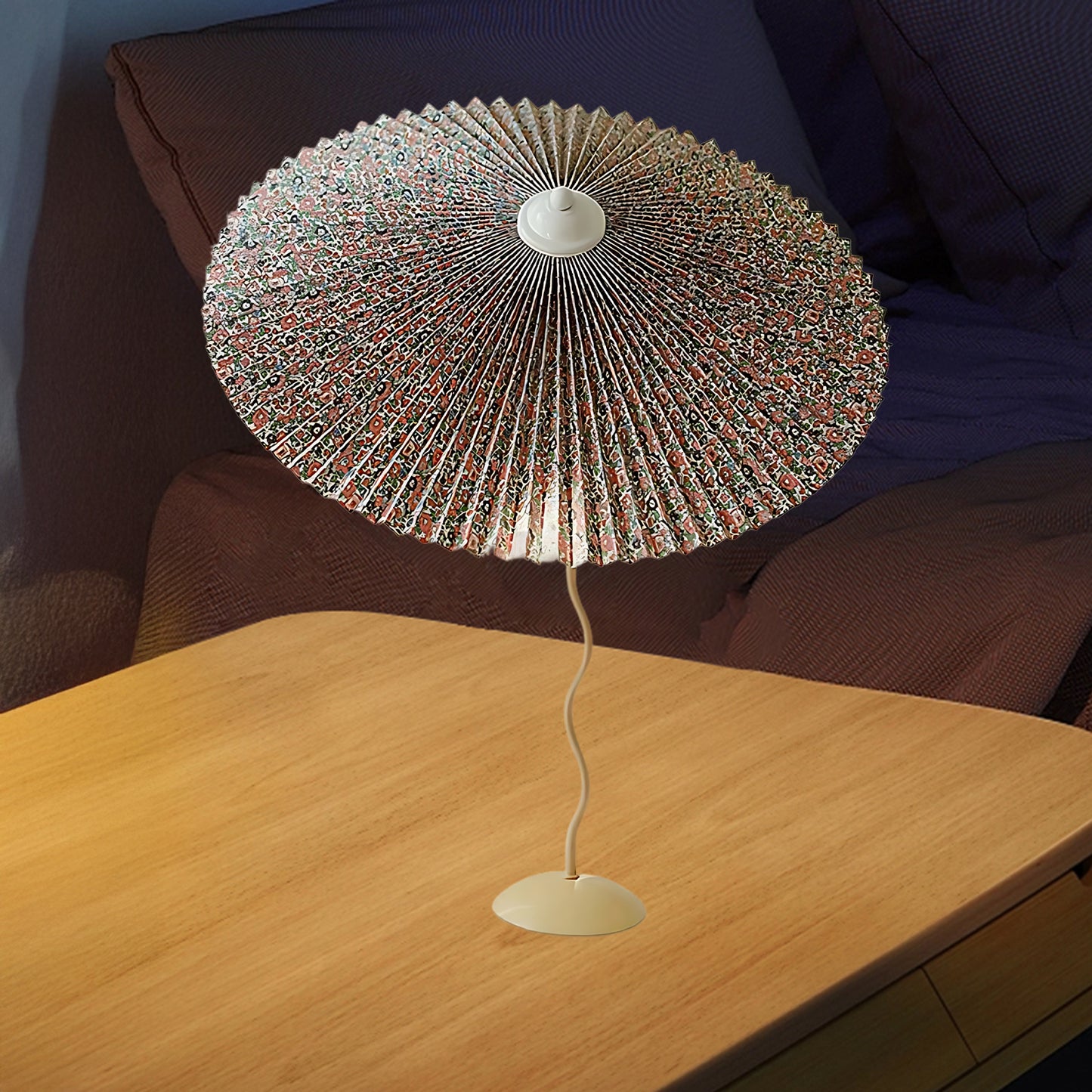 Pleated Hat Eclectic Metal Table Lamp