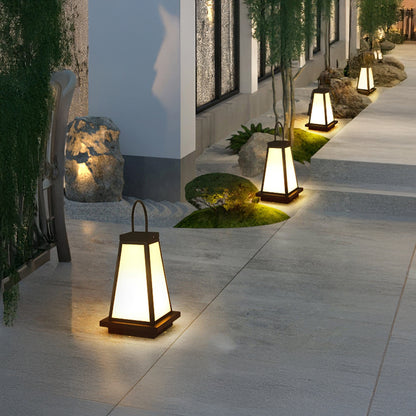 Roam Lantern Garden Luxury Steel Outdoor Lamp