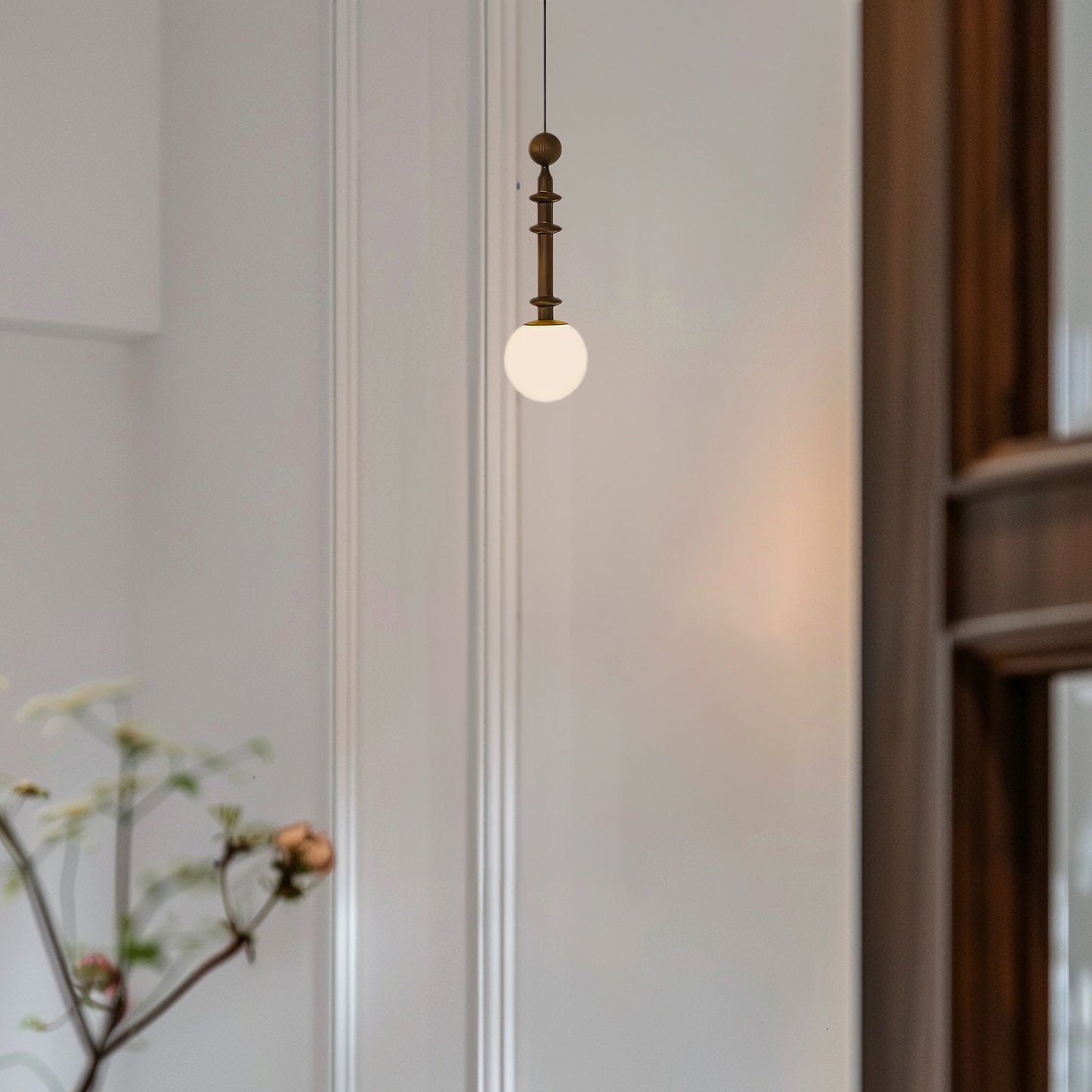 Roman Column Small Classic Crystal Pendant Light