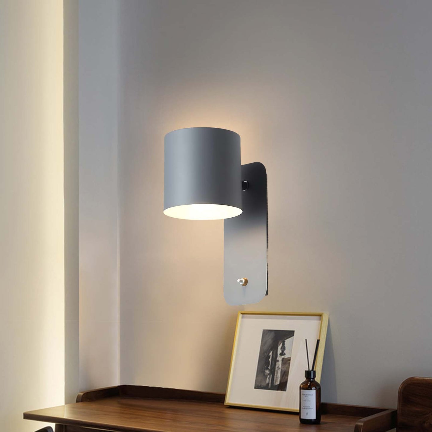 Rotatable Cylinder Minimalist Metal Wall Lamp