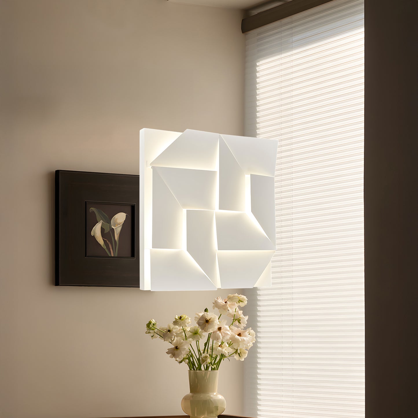 Shadows Rechargeable Grand Sconce