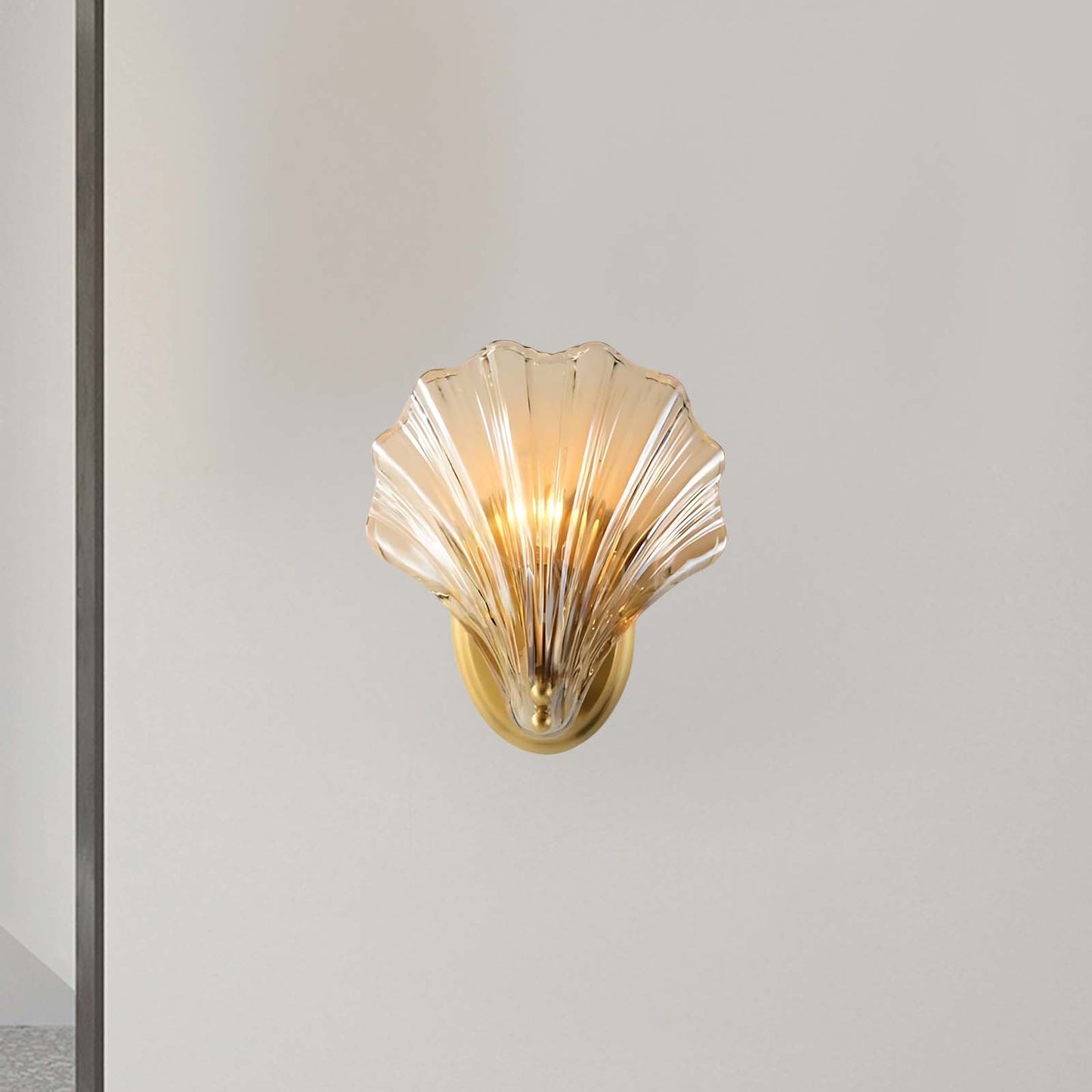 Shell Art Deco Crystal Wall Light