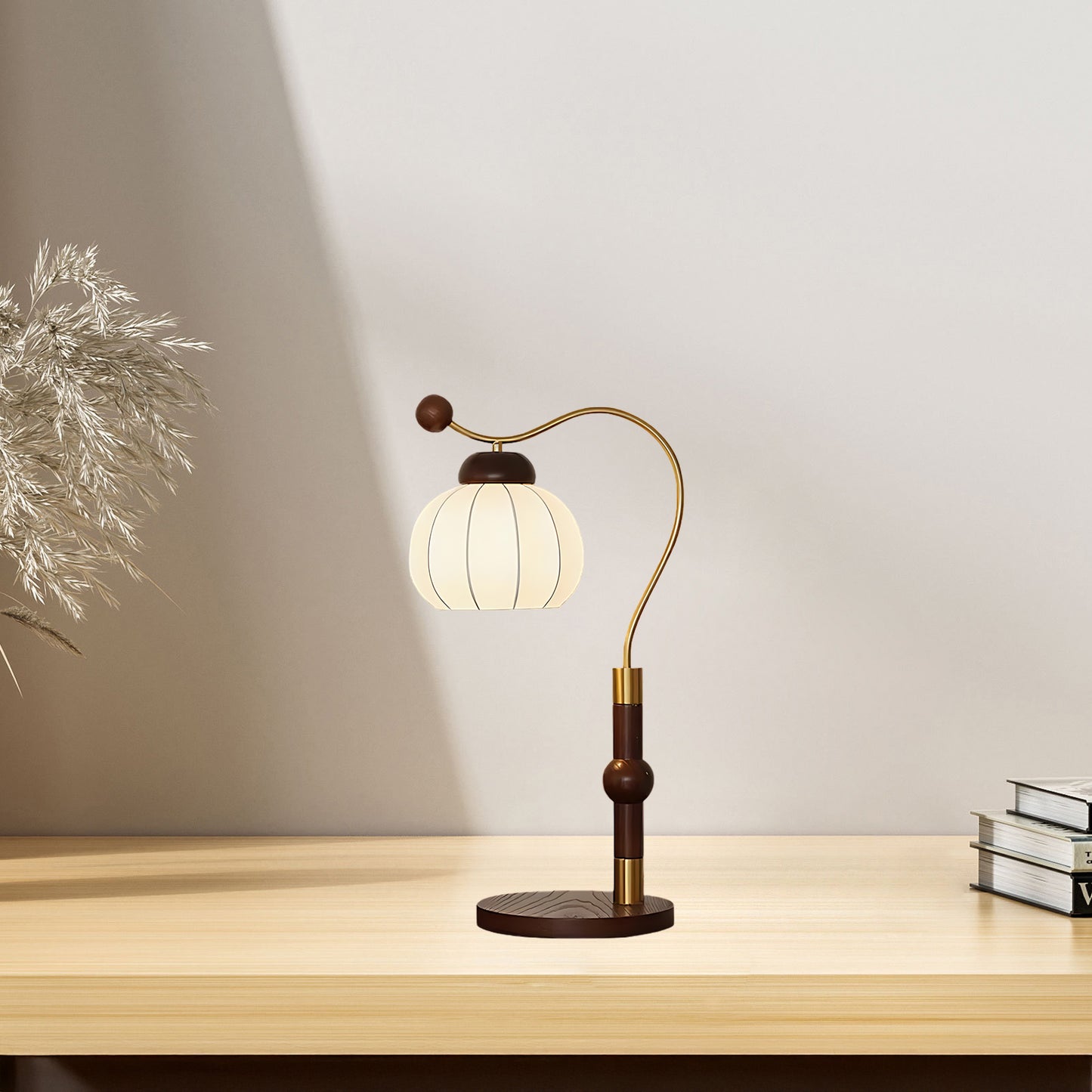 Silk Globe Luxury Metal Table Lamp