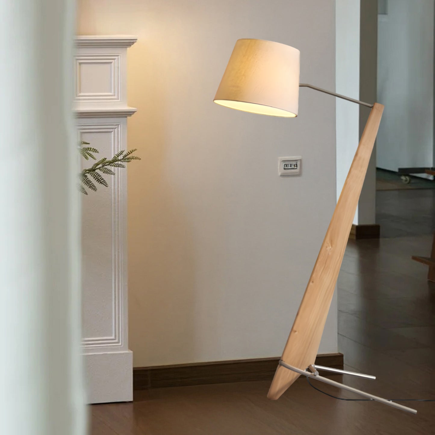 Silva Giant Minimalist Metal Floor Lamp